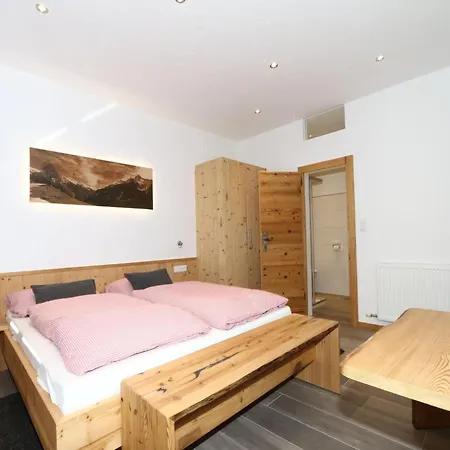 Apartment In Fuegen Near Spieljochbahn, Cleaning Included * Fügen