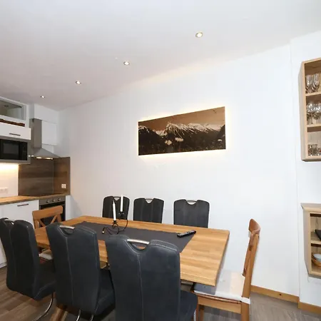 Appartement Apartment In Fuegen Near Spieljochbahn, Cleaning Included *