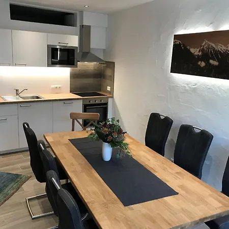 Apartment In Fuegen Near Spieljochbahn, Cleaning Included * Fügen