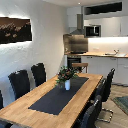 Apartment Apartment In Fuegen Near Spieljochbahn, Cleaning Included *