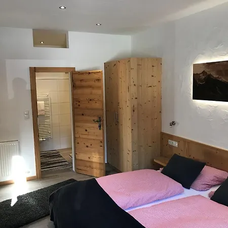 Apartment In Fuegen Near Spieljochbahn, Cleaning Included Apartment Fuegen