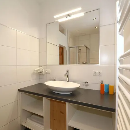 Apartment Apartment In Fuegen Near Spieljochbahn, Cleaning Included
