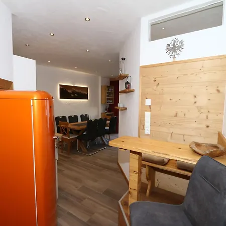 Apartmán Apartment In Fuegen Near Spieljochbahn, Cleaning Included